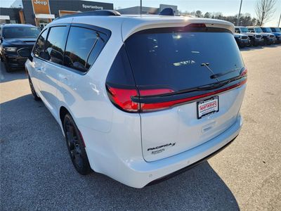 2026 2026 Chrysler Pacifica - Photo 3