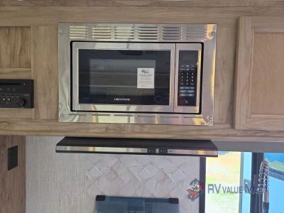 2022 Palomino SolAire — photo 23 view