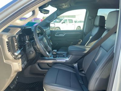 2026 Chevrolet Silverado 1500 — photo 10 view