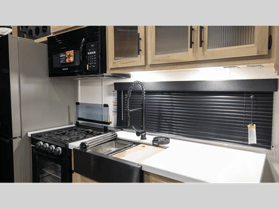 2027 Forest River RV Timberwolf - Photo 11