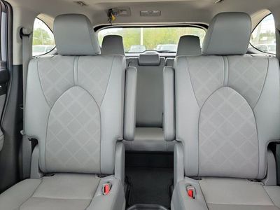 2022 Toyota Highlander - Photo 18