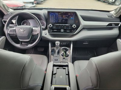 2022 Toyota Highlander - Photo 19