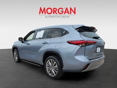 2022 Toyota Highlander - Photo 4
