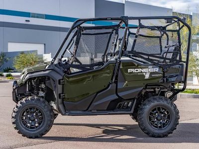 2025 Honda Pioneer 1000-5 Deluxe - Photo 12