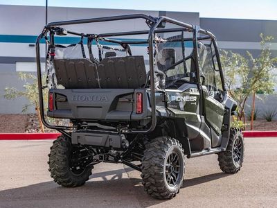 2025 Honda Pioneer 1000-5 Deluxe - Photo 9