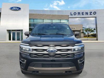 2024 Ford Expedition — side profile view