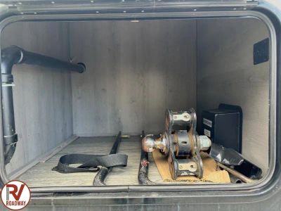 2022 Kodiak Ultimate 2921FKDS — photo 7 view