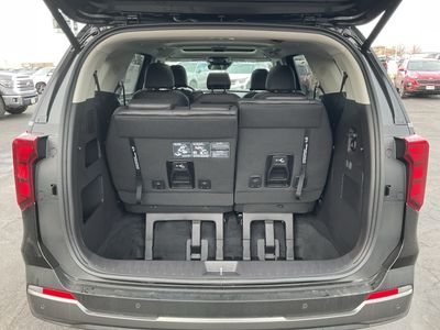 2026 Kia Carnival Hybrid - Photo 13