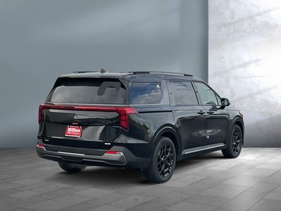 2026 Kia Carnival Hybrid - Photo 2