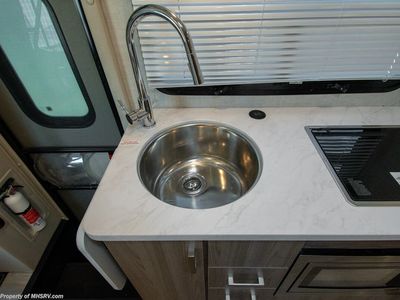 2026 Thor Motor Coach Compass — photo 13 view