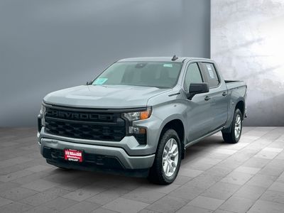 2023 Chevrolet Silverado 1500 — front three-quarter view
