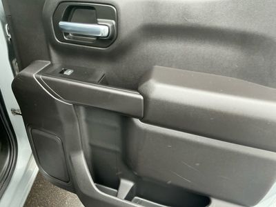 2023 Chevrolet Silverado 1500 — photo 19 view