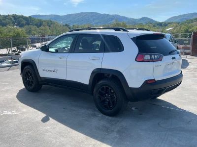 2022 Jeep Cherokee — interior view