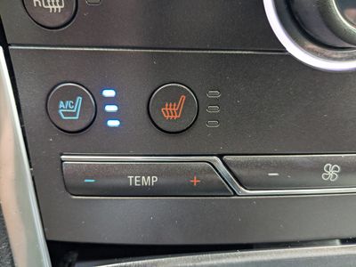2015 Ford Edge — photo 29 view