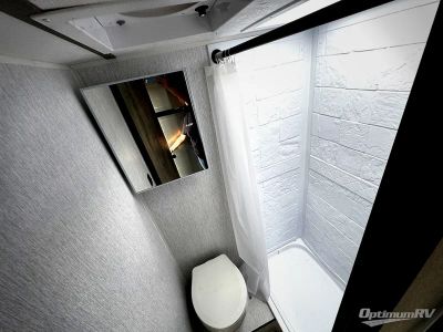 2026 Sunset Park RV Sun Lite — engine compartment view