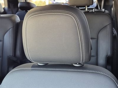 2025 Chevrolet Traverse - Photo 17