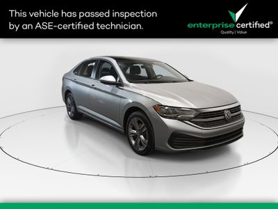2024 Volkswagen Jetta SE Auto — front three-quarter view