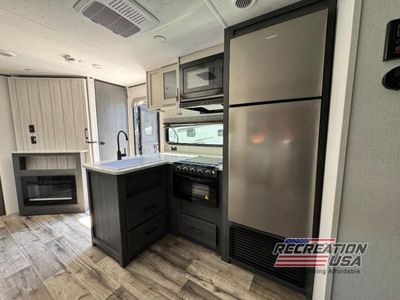 2025 Dutchmen Aspen Trail LE - Photo 14
