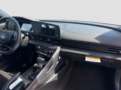 2026 Hyundai ELANTRA — photo 21 view