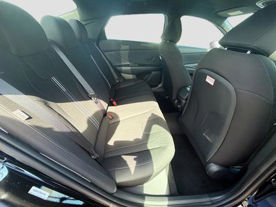 2026 Hyundai ELANTRA — photo 19 view