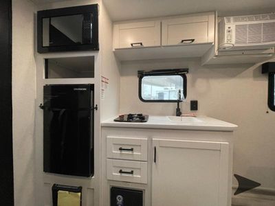 2026 Jayco Jay Flight SLX — photo 16 view