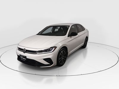 2025 Volkswagen Jetta - Photo 3