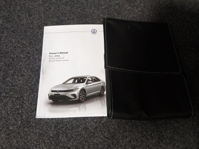 2025 Volkswagen Jetta - Photo 21