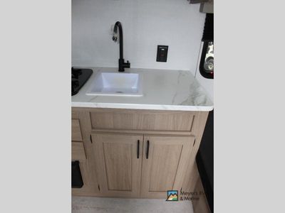 2026 Dutchmen RV Aspen Trail Mini — photo 11 view
