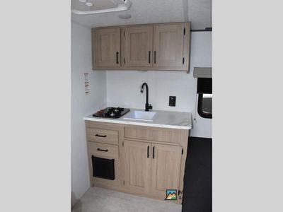 2026 Dutchmen RV Aspen Trail Mini — photo 10 view