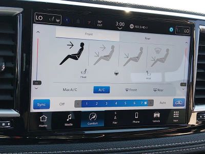 2024 Chrysler Pacifica — photo 19 view