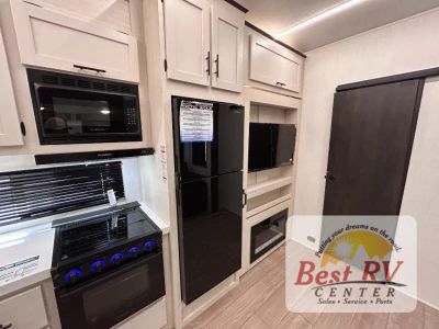 2026 Forest River RV Cherokee Arctic Wolf - Photo 31