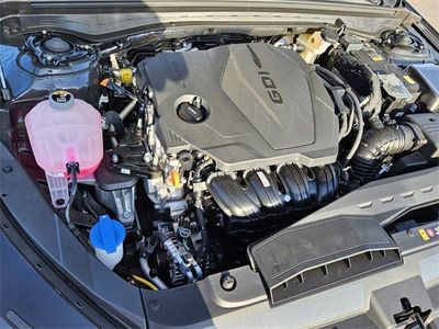 2025 Kia K5 - Photo 16