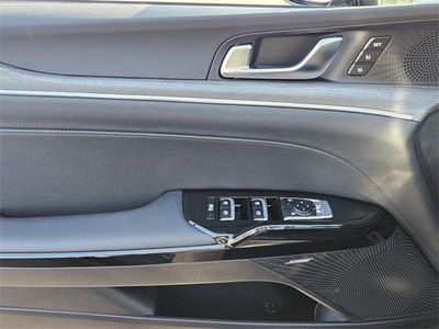 2025 Kia K5 - Photo 22
