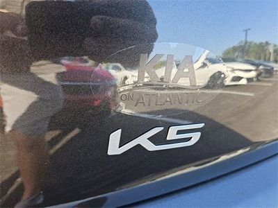 2025 Kia K5 - Photo 9