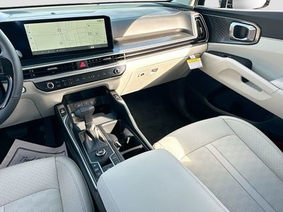 2026 Kia Sorento — photo 23 view