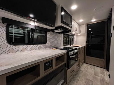 2026 Jayco NORTH TRAIL - Photo 4