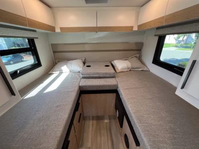 2027 Thor Motor Coach DELANO - Photo 18