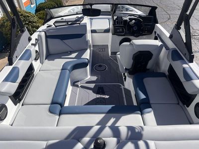 2025 Axis Wake Research A20 - Photo 12