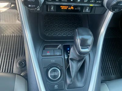 2022 Toyota RAV4 - Photo 12