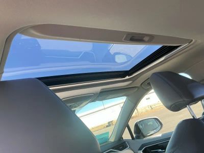 2022 Toyota RAV4 - Photo 17