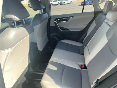 2022 Toyota RAV4 - Photo 16