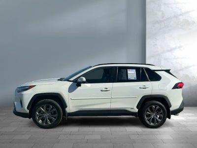 2022 Toyota RAV4 - Photo 3