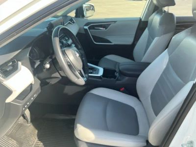 2022 Toyota RAV4 - Photo 9
