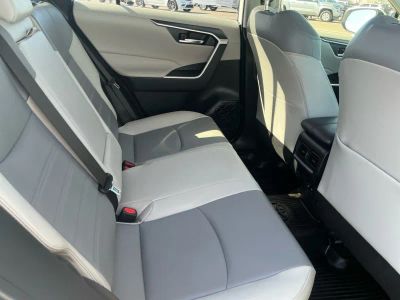 2022 Toyota RAV4 - Photo 19