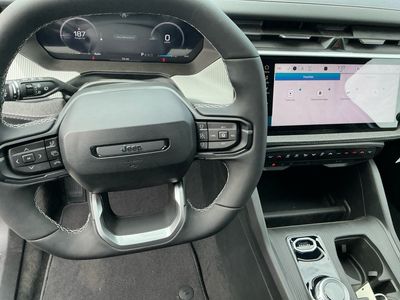 2026 Jeep Cherokee - Photo 15