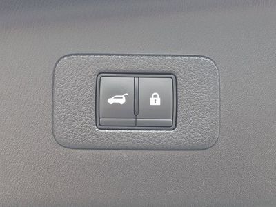 2023 Nissan Armada — photo 12 view