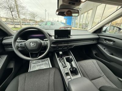 2023 Honda Accord - Photo 6