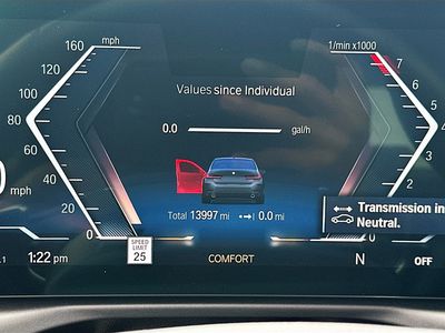 2023 BMW 3 Series - Photo 11
