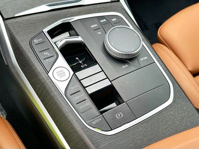 2023 BMW 3 Series - Photo 16