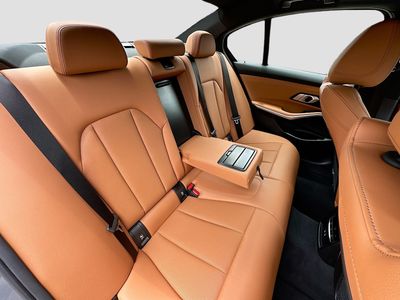 2023 BMW 3 Series - Photo 26